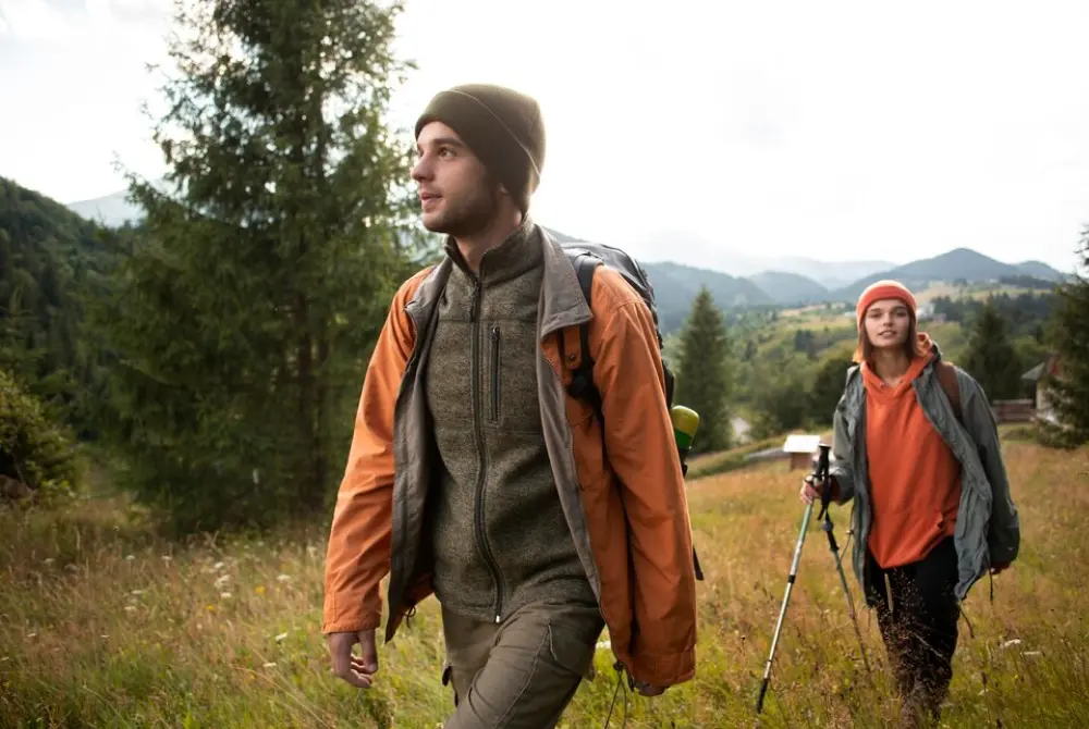 Hiking Date in Summer